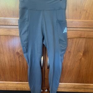 Grey Venture leggings